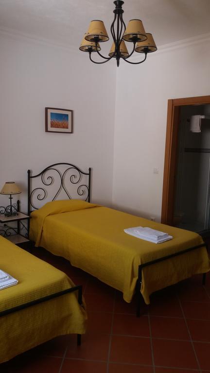 Quinta Da Fonte Do Lugar Guest House Vera Cruz de Marmelar ภายนอก รูปภาพ